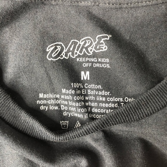 DARE Keeping Kids Off Drugs Black/Red Tee Tshirt - Picture 5 of 5